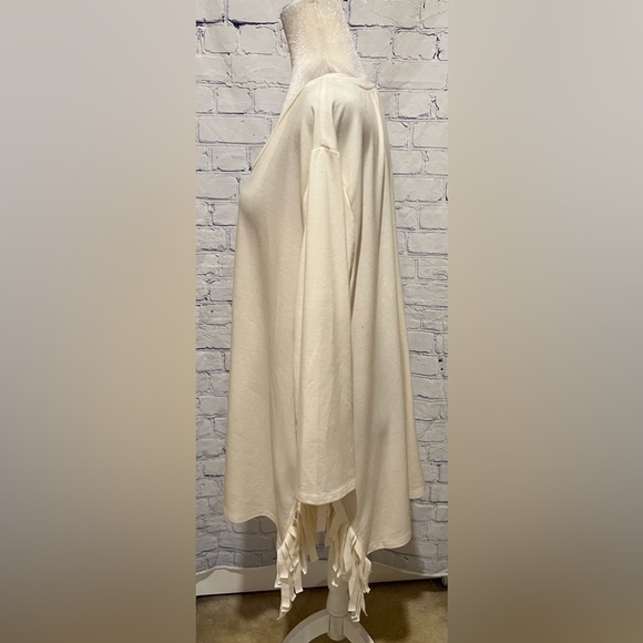 Cato Cream Blouse Top With Side Fringe Plus Size 22/24W - Picture 2 of 7